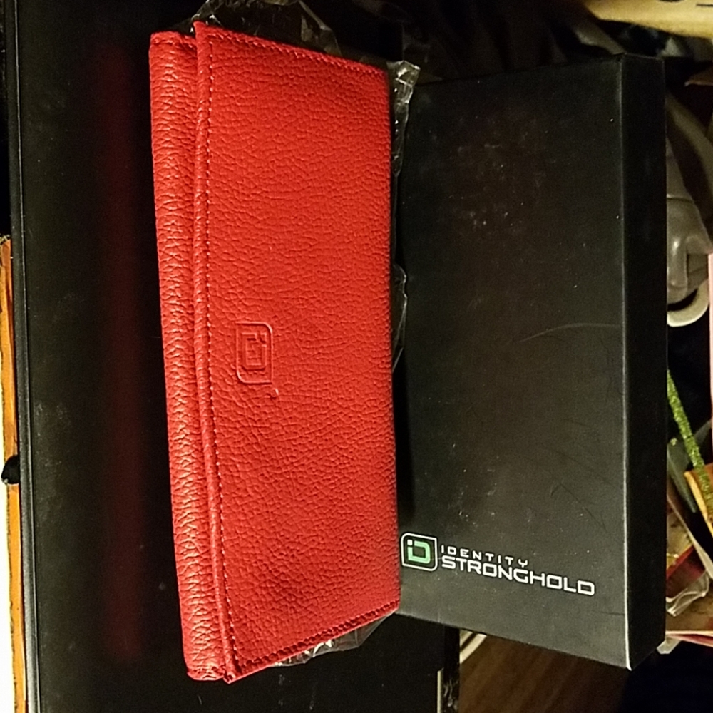 New without tag red identity stronghold wallet